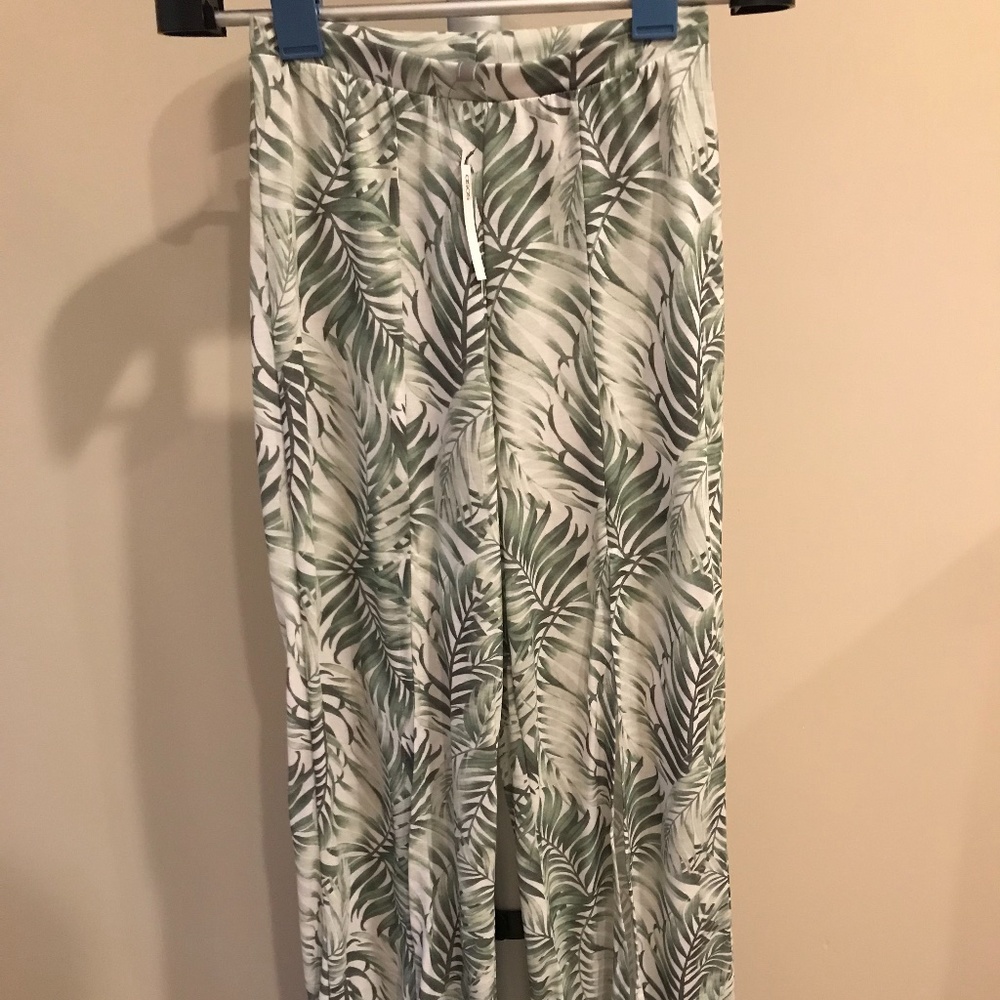 New Gorgeous Asos Tropical Front Slit Pants